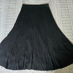 Uniglo Merino Blend Midi Ribbed Knit Skirt Size Large NWT